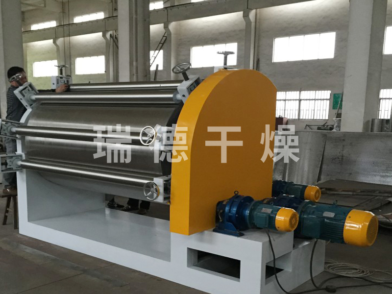 酒酵母滚筒刮板干燥机