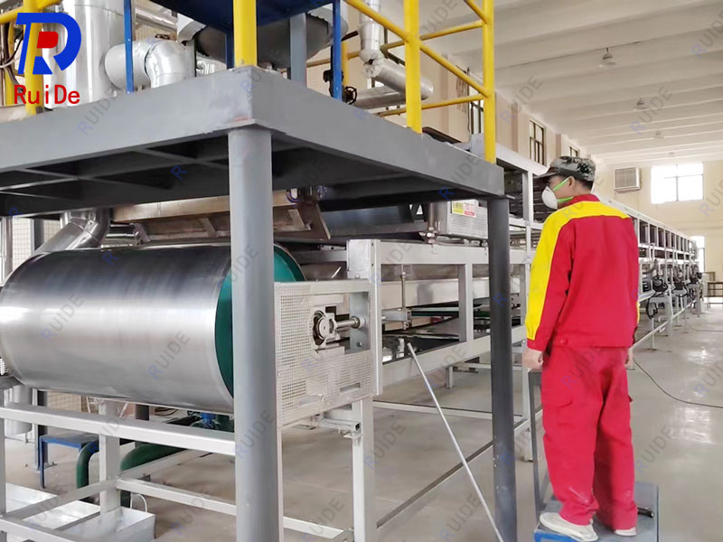 酚酫树脂钢带结片机